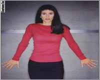 Courteney Cox, nonlinear stretch